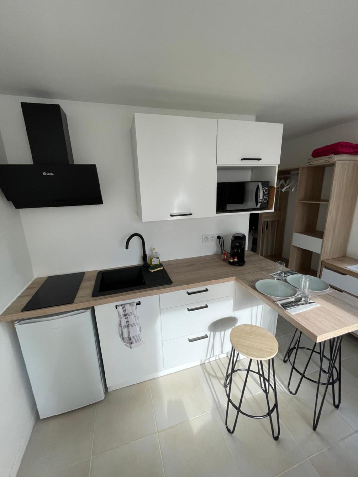 Joli Studio, Idealement Situe!! * Chambery