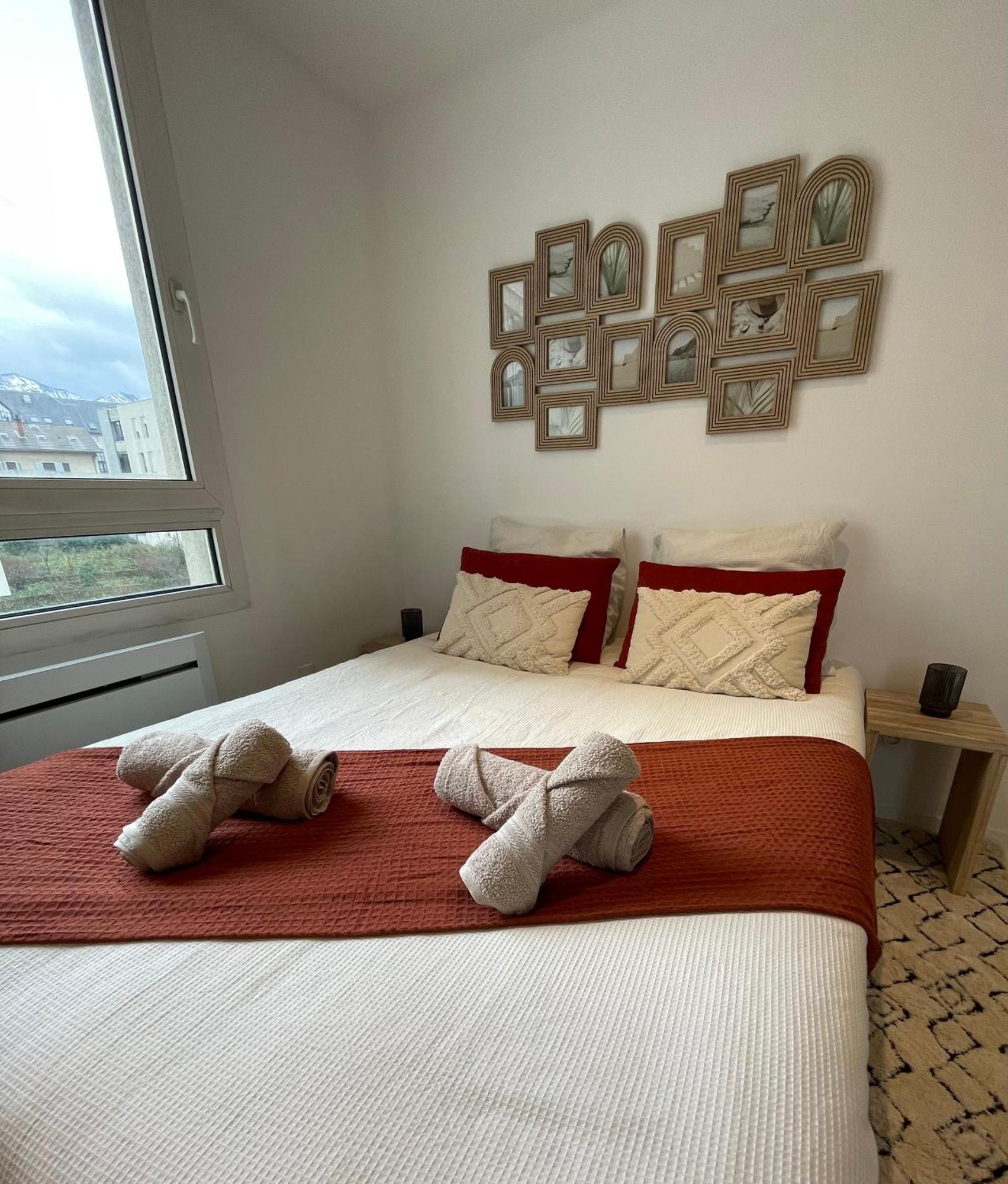 Joli Studio, Idealement Situe!! Apartment *